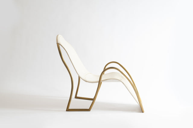 Serene Lounger - White Studios