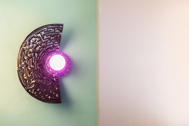 Drama Light - White Studios