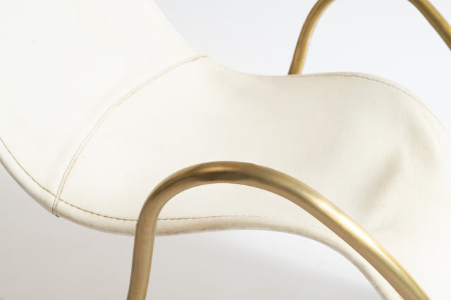 Serene Lounger - White Studios