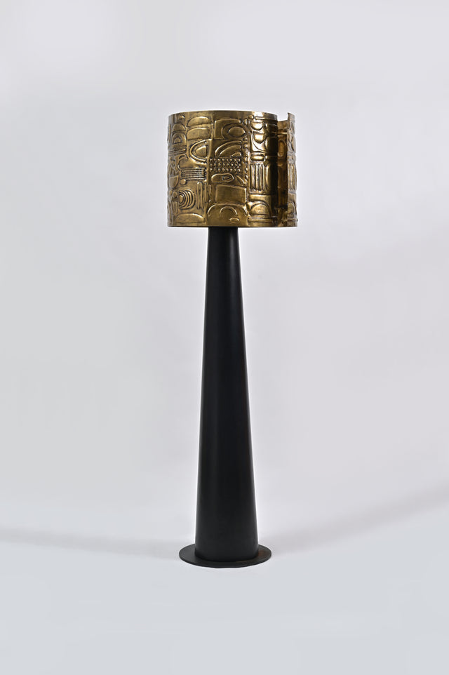 Regal floor lamp